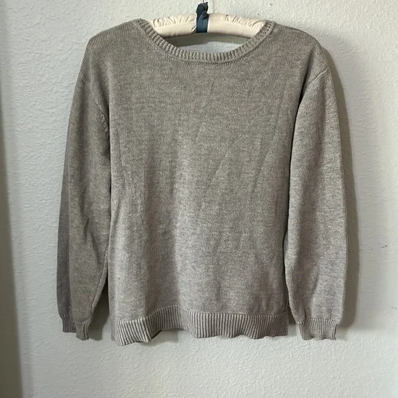 Sweater - Picture 4 of 6